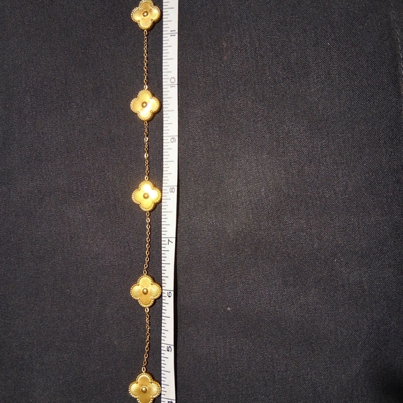 Floral Necklace - Picture 5 of 6